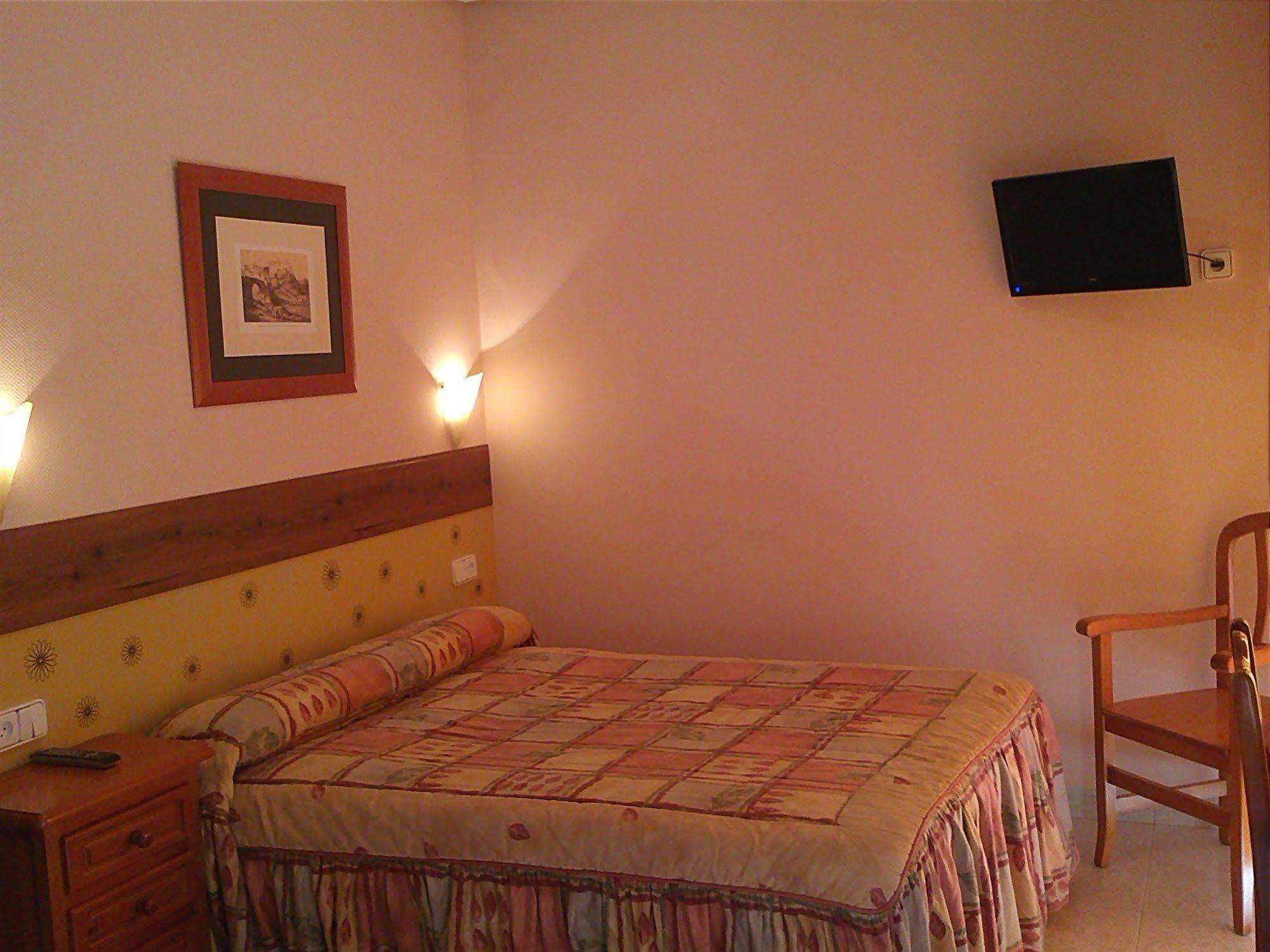 Hostal Толедо Екстериор снимка